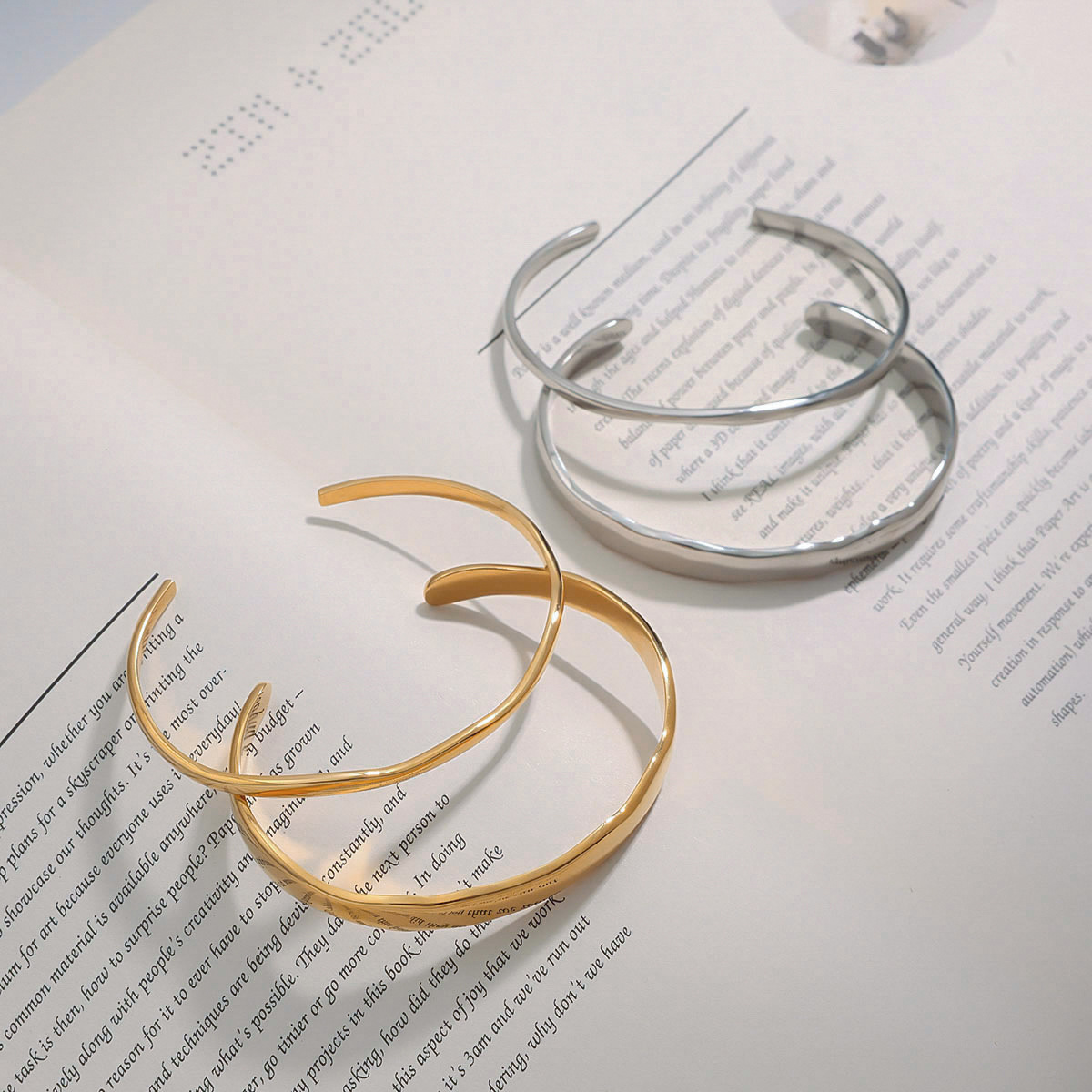 Jeding europeo y americano pulsera de joyería de acero de titanio pulsera que no se desvanece, accesorios de mano, joyería de acero inoxidable, bracelet transfronterizo