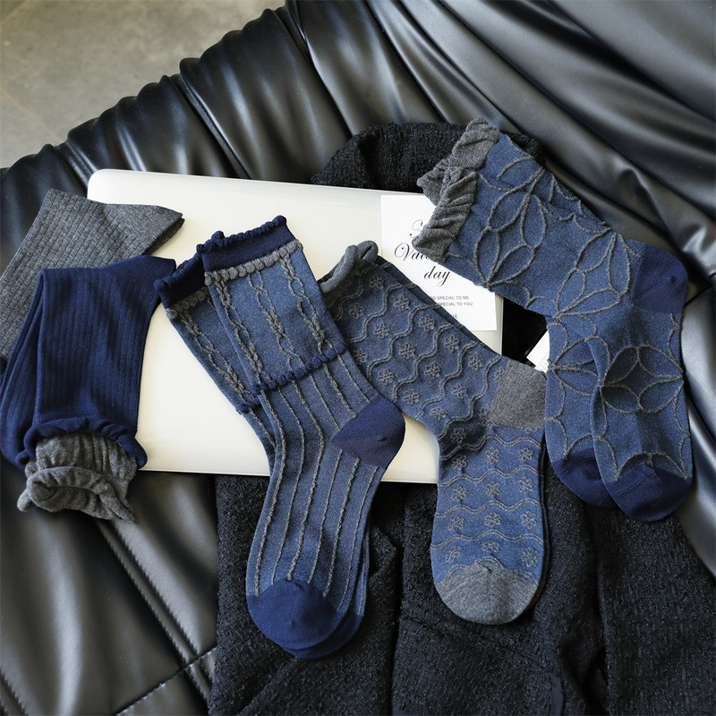 Autumn and winter atmosphere of navy blue boneless retro women's socks ~ classical enthusiasm high cold atmosphere