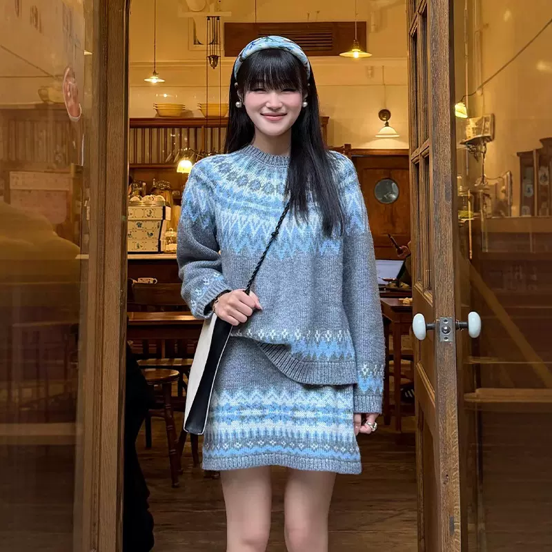 2025秋冬新款绵羊毛混纺费尔岛慵懒套头毛衣女针织半裙套装