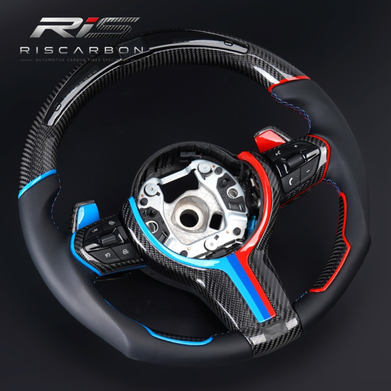 Carbon fiber red and blue dual-tone flat-bottom steering wheel with LED lights, compatible with BMW F30F10F11F15F16F20F18