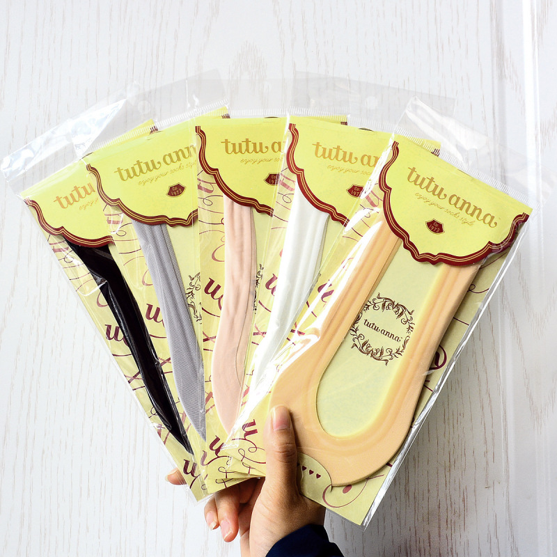 Carefully Selected Japanese-Style Tutu Shallow-Cut Ice Silk Boat Socks for Women, Breathable Non-Slip Silicone Short Socks, Solid Color Casual Invisible Socks for Summer Carefully Selected Japanese-Style Tutu Shallow-Cut Ice Silk Boat Socks for Women, Breathable Non-Slip Silicone Short Socks, Solid Color Casual Invisible Socks for Summer