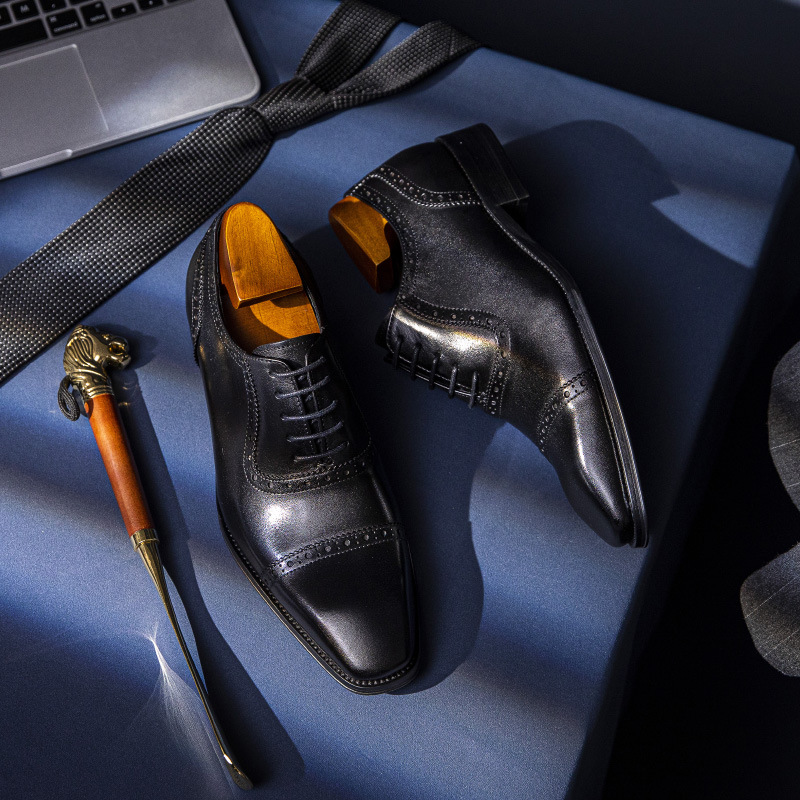 Business Casual Tie-headed Leather Men's Shoes - Gallery Image 2
