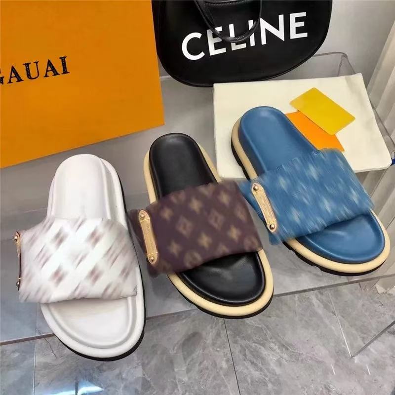 2025 Donkey Slippers for Women with Velcro Thick-Soled Flip-Flops Internet Celebrity Summer Embossed Flats-Soled Genuine Leather Couple Beach 2025 Donkey Slippers for Women with Velcro Thick-Soled Flip-Flops Internet Celebrity Summer Embossed Flats-Soled Genuine Leather Couple Beach