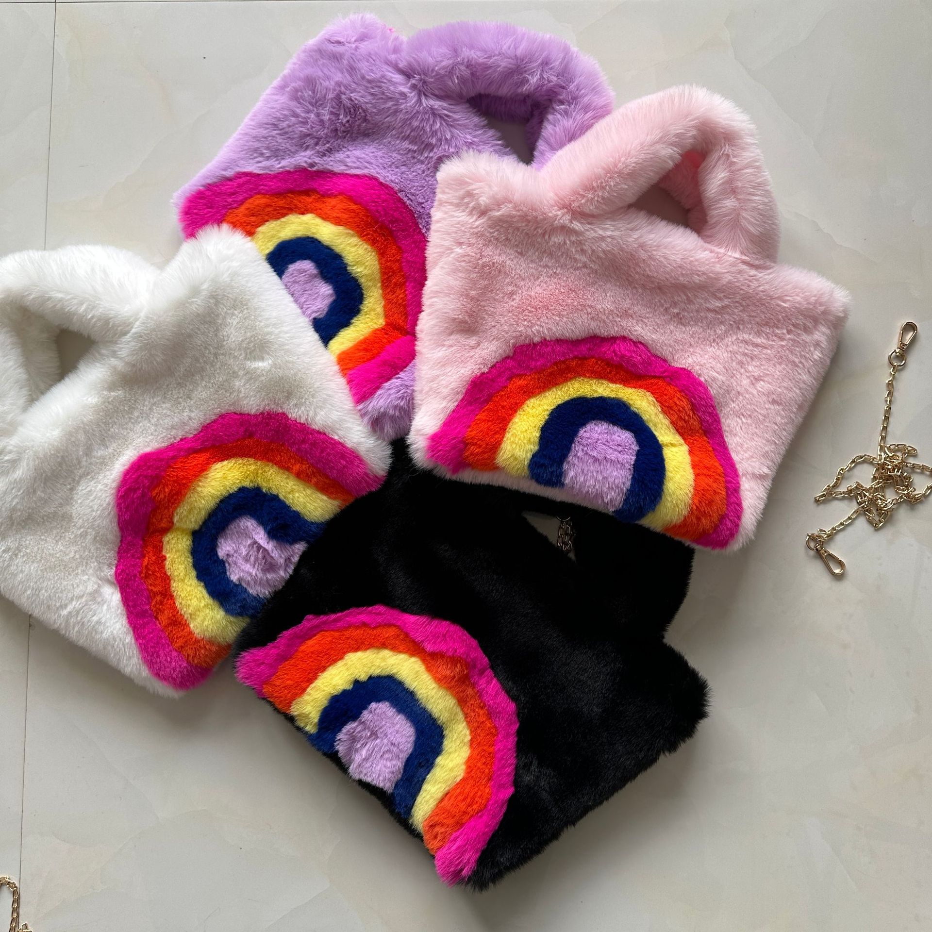 Bolso de mano tipo tote para mujer, de gran capacidad, con diseño de piel de conejo sintética, estilo arcoíris, éxito de ventas transfronterizo, moderno y versátil.