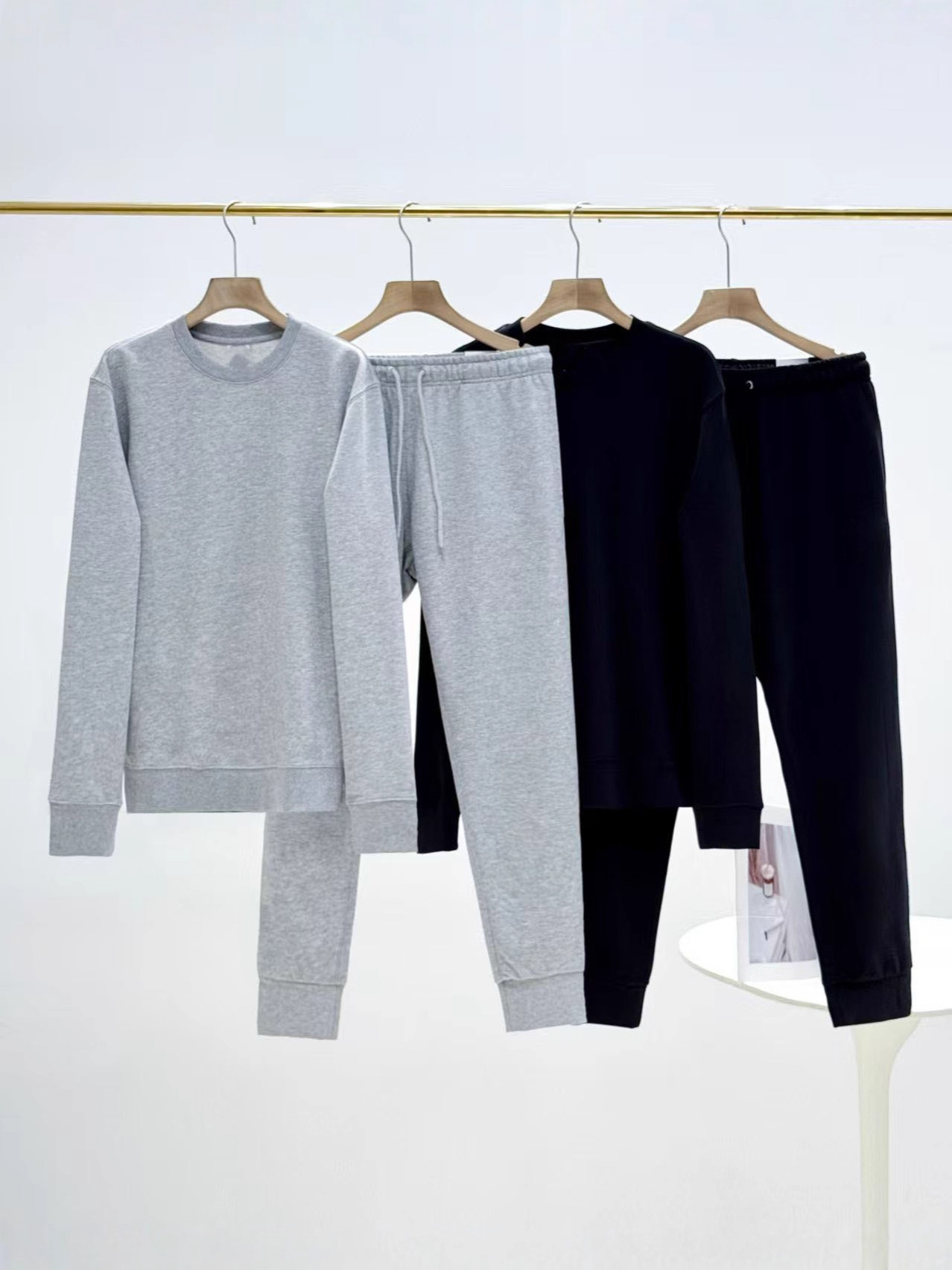 Cuatro estaciones de hombres nuevos camisetas deportivas casuales de cuello redondo 889 con pantalones casuales 802 juego deportivo casual