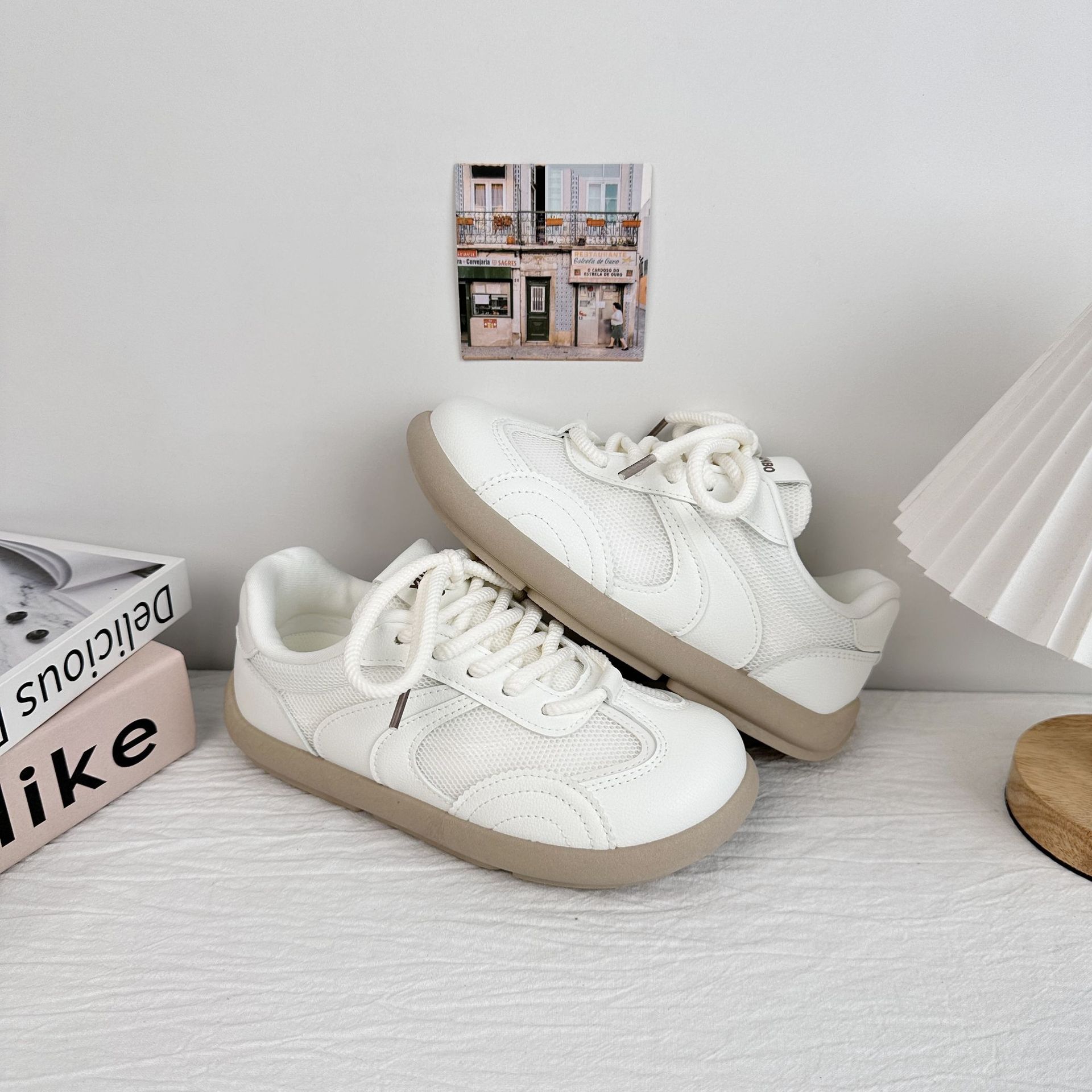 Zapatos blancos de fondo grueso de ondas largas, zapatos de skate de nicho para mujeres, 2025 nuevos zapatos casuales de mujer, zapatos de pan de verano image 8