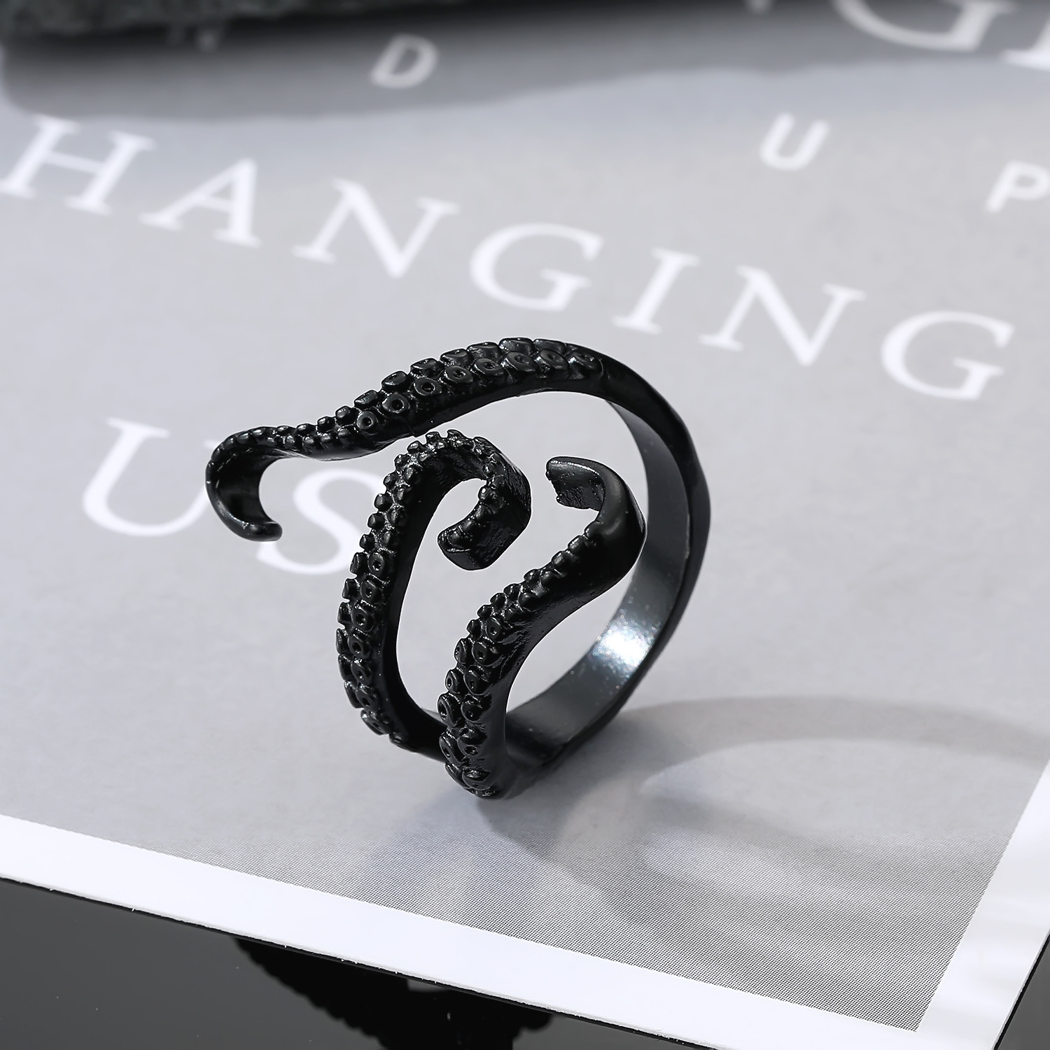 European and American black retro animal snake rings wholesale