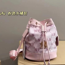 2024�����¿��n��mlb�M���ϻ�ˮͰ���͹Ž��٘ˆμ�б������Ů��