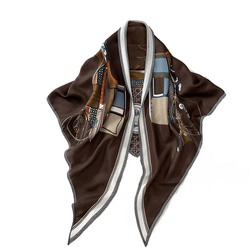 Otoño de moda en línea de tendencia impresa con toallas triangulares de herringbone coreana para mujeres con ropa profesional con chal