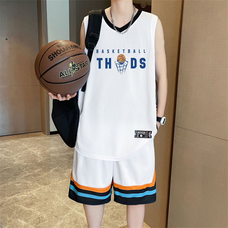 17 Summer Ice Silk Short-Sleeve T-Shirt for Boys Aged 12-15 (Junior High School Students) 13 Quick-Drying Basketball Suit Set for Teenagers 16