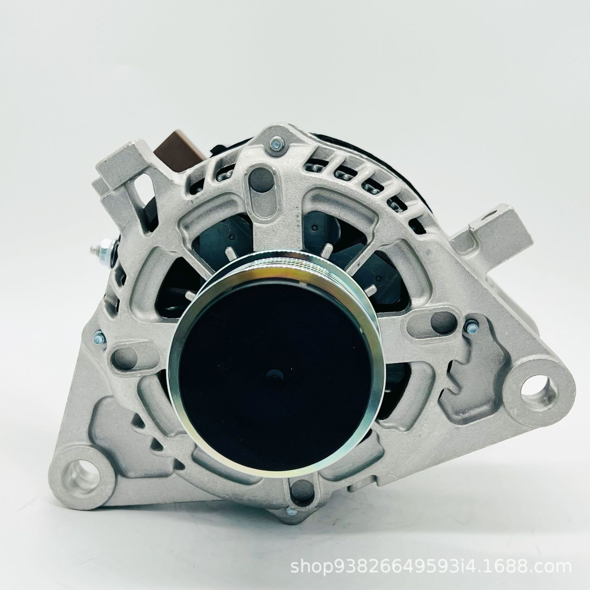 Adapted to Toyota Pickup Series 270600 L260 Car Generator Assembly 270600 L190 Car Accessories Batch