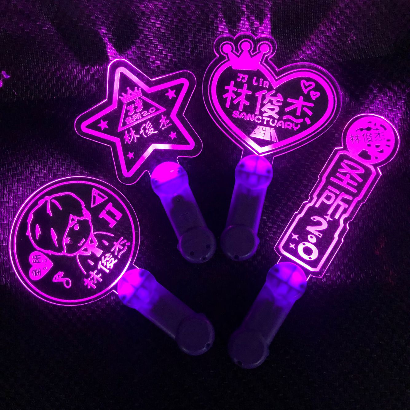 E4D0DEE97D131DBD1D1DCB95B9E3D0