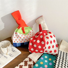 ��ɫ���cС��ᘿ������Ů���ﶬ���μ美���r�аٴ�����e����