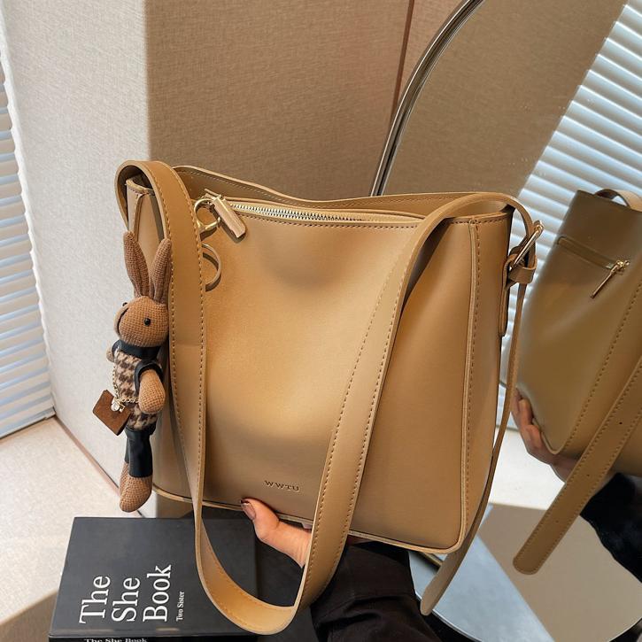 Cross-border superfire simple bolso casual para mujeres 2025 nuevo bolso de hombro retro de alta calidad bolso de cubo de agua