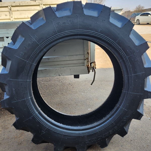 Xuzhou A-Shaped Machete Pattern Water and Drought Dual-Purpose Agricultural Tractor Tires