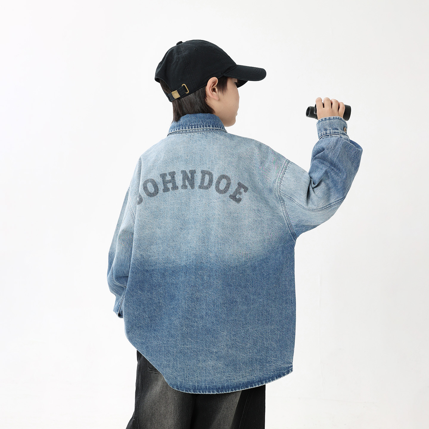 Children's Japanese-style shirt, 2026 autumn new collection, children's gradient denim shirt, casual collared top for boys, trendy