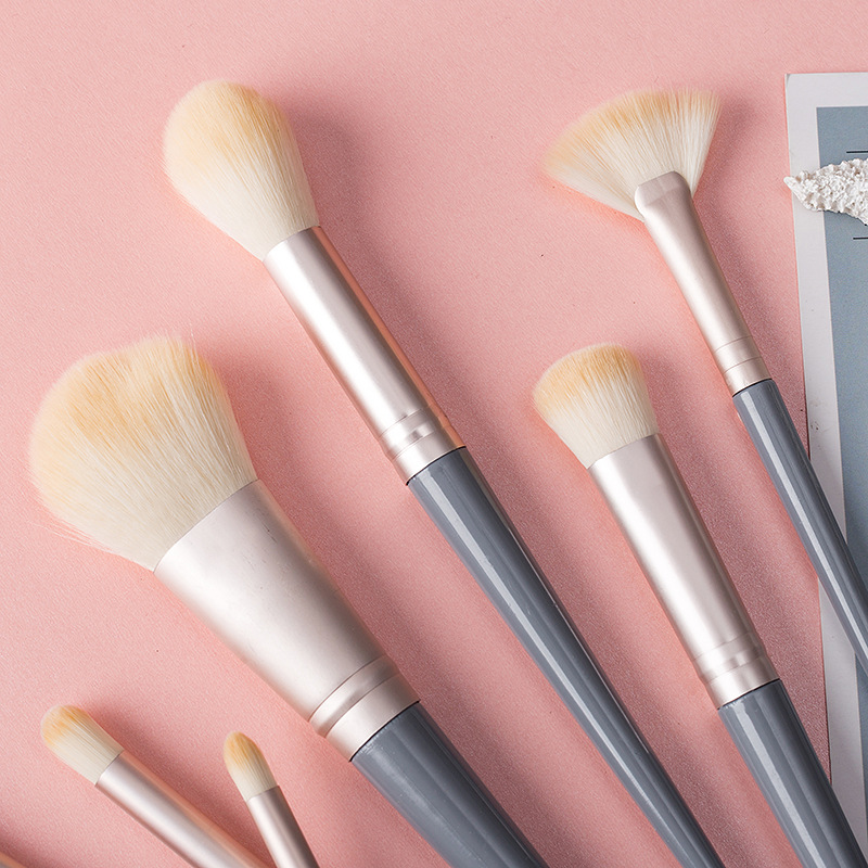 Nuevo Blue Bridge 10 juegos de maquillaje anti-lana para refrescar las manos y prácticos juegos de cepillos spot al por mayor