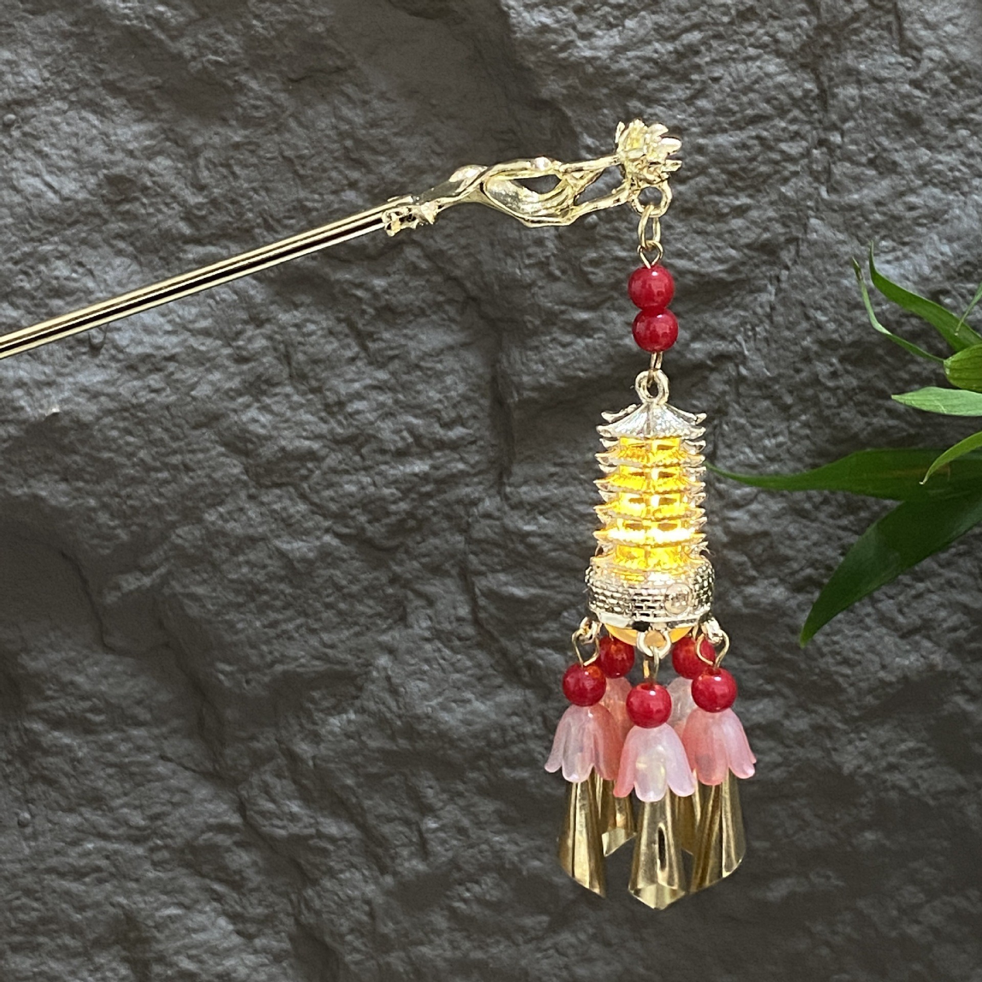 Luminous hairpin 8227 (red) (gold)
