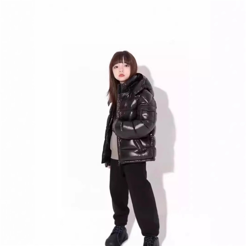 Year-end clearance sale of new winter Maya series children's and girls' down jackets and warm coats.