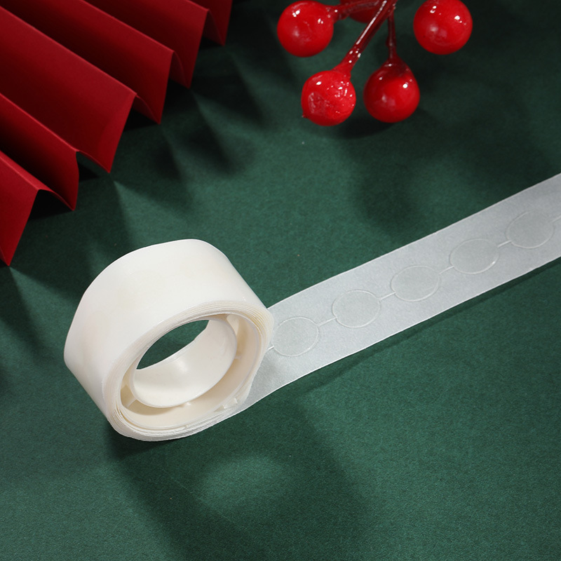 Marriage celebration supplies, wedding happy decoration arrangement balloons, 100 red bagged balloons with glue dots