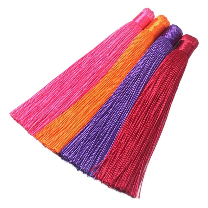 Прямые продажи от производителя: кисточки, высококачественные кисточки, большие и маленькие кисточки, китайские узловые кисточки, подвесные кисточки, креативные подарочные украшения.