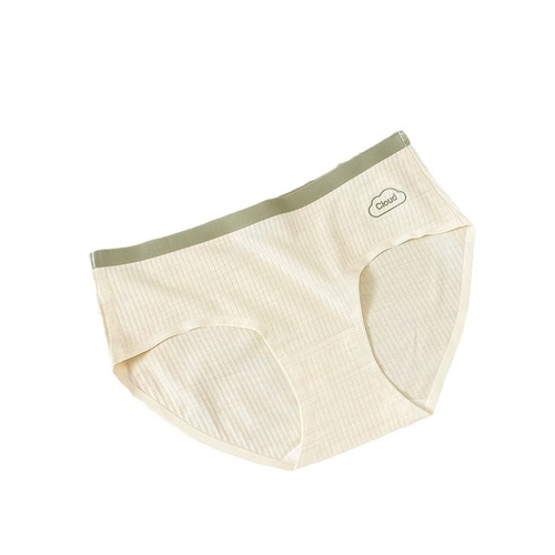 Large size cloud pants 8206 colored cotton seamless girls mid-waist underwear cotton stalls cover buttocks skin-friendly contrast color briefs breathable