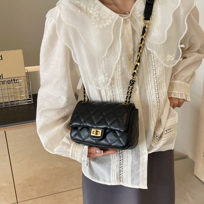 Bolsa de viento de alta calidad, dama 2024, nueva moda, bolso cuadrado de cadena de diamante, bolso de mochila de moda versátil.