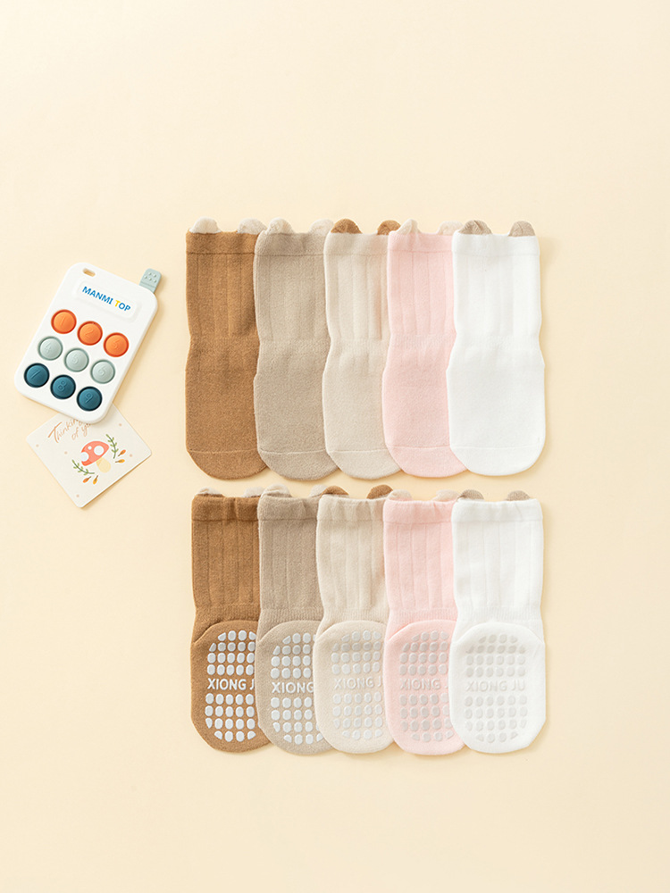 Nuevos calcetines de primavera y otoño para bebés de algodón de clase A para hombres y mujeres de 0 - 1 años de mediano antideslizante calcetines de piso al por mayor