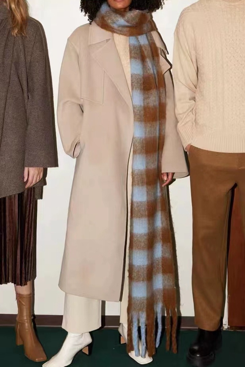 Women's Streetwear Lattice Imitation Cashmere Tassel Winter Scarves display picture 3
