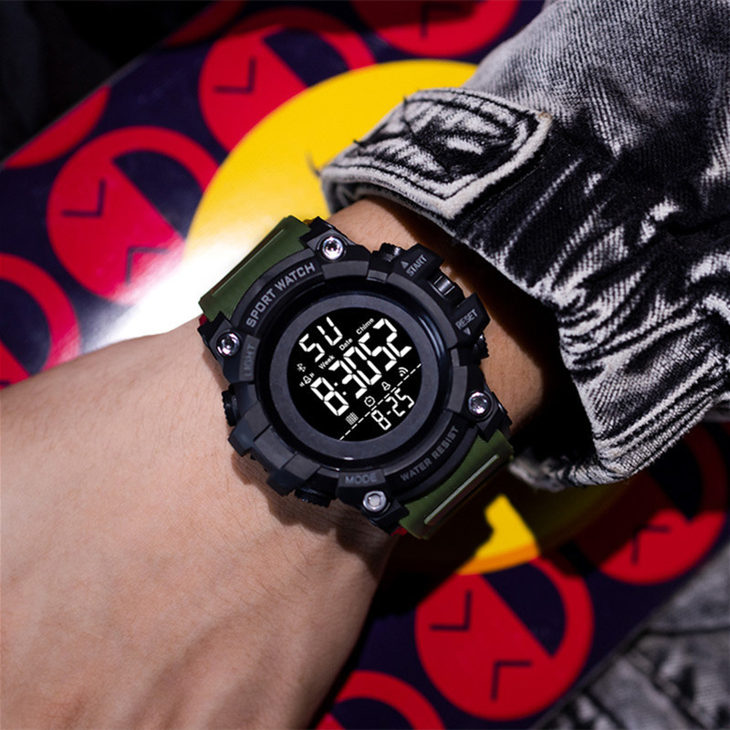 Nuevo reloj electrónico del estudiante de los hombres al aire libre deportes sincronización juventud camuflaje luminoso multifuncional militar reloj electrónico