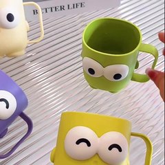 歯ブラシカップ、マウスウォッシュカップ、歯ブラシカップ、歯ブラシ付き学生カップ、プラスチック製の大きな目、厚みのある表情、かわいいハンドル、ウォッシュカップ