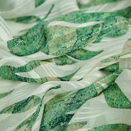 布艺岛 度假风半透白底绿叶镶嵌银丝面料 连衣裙汉服做衣服布料B