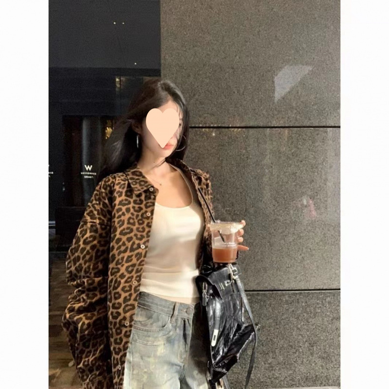 빈티지 레오파드 무늬 랩 긴 소매 코트 여성의 가을 미국 스타일 뜨거운 소녀 디자인 센스 틈새 느슨한 셔츠 카디건 탑