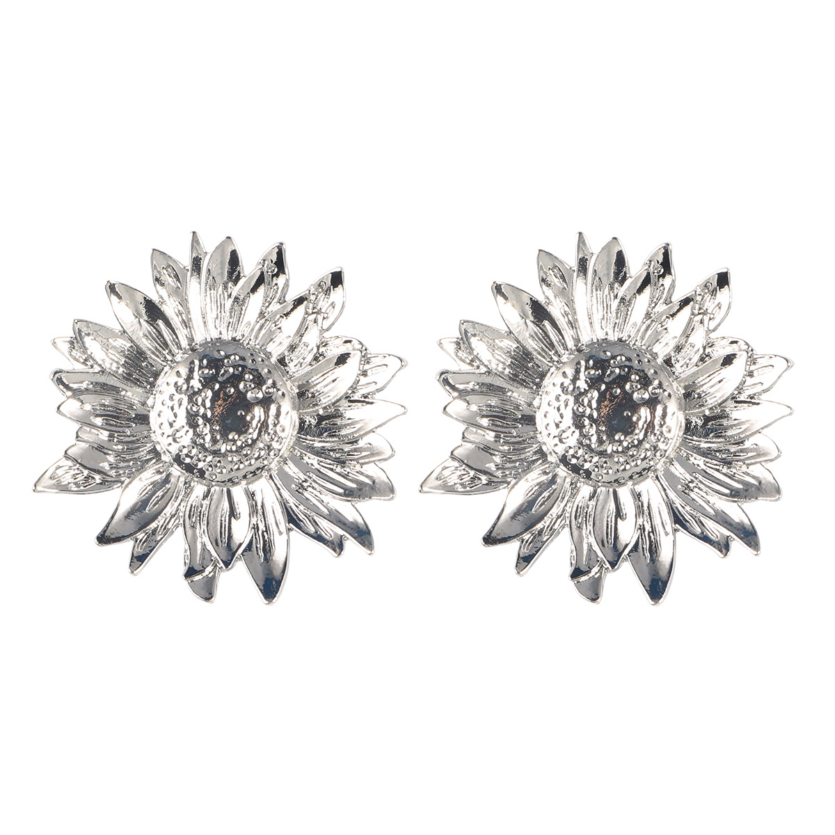 Holiday, Travel Occasion Alloy Material Women's Retro Exaggerated Fashion Flowers Alloy Earrings Plating No Inlaid Drop Earrings