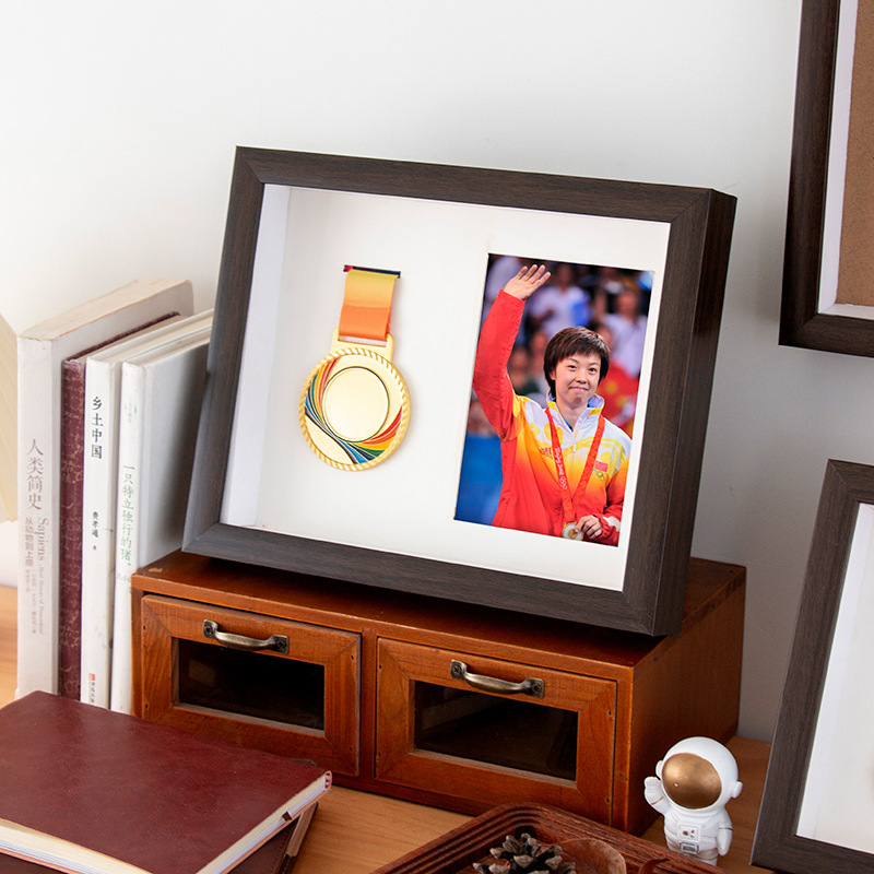 Medal Display Frame Solid Wood Marathon Stereo Photo Frame Balance Car Storage Box Framed Badge Medal Photo Frame Table