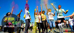 ?��Ʒ�r�l��������һ���Խ����ݾ��ʺ������F���Ļ鼆��