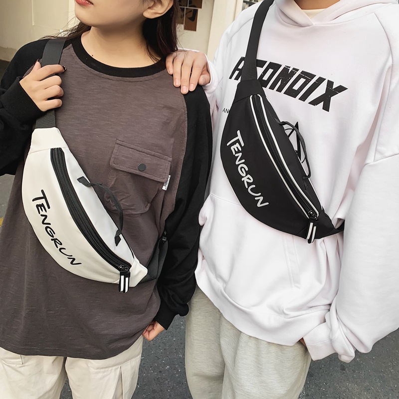 潮牌胸包男2024新款休閒日系單肩包潮流斜挎情侶騎行運動腰包女