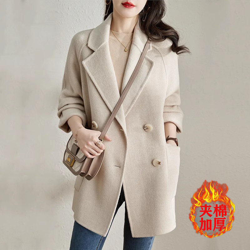 오프화이트 [가을/유럽풍/독특하고 시크하고 예쁨/긴팔 밑단/고급스럽고 멋짐/올해 인기 셔츠]