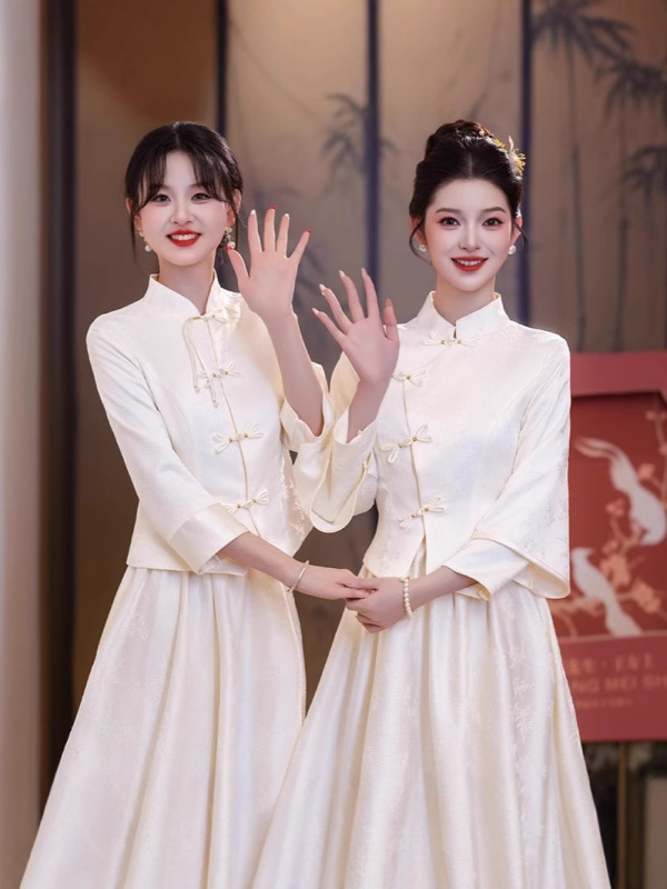 新中式伴娘服女2025新款秋冬姐妹团香槟色高级感平时可穿订婚礼服|undefined