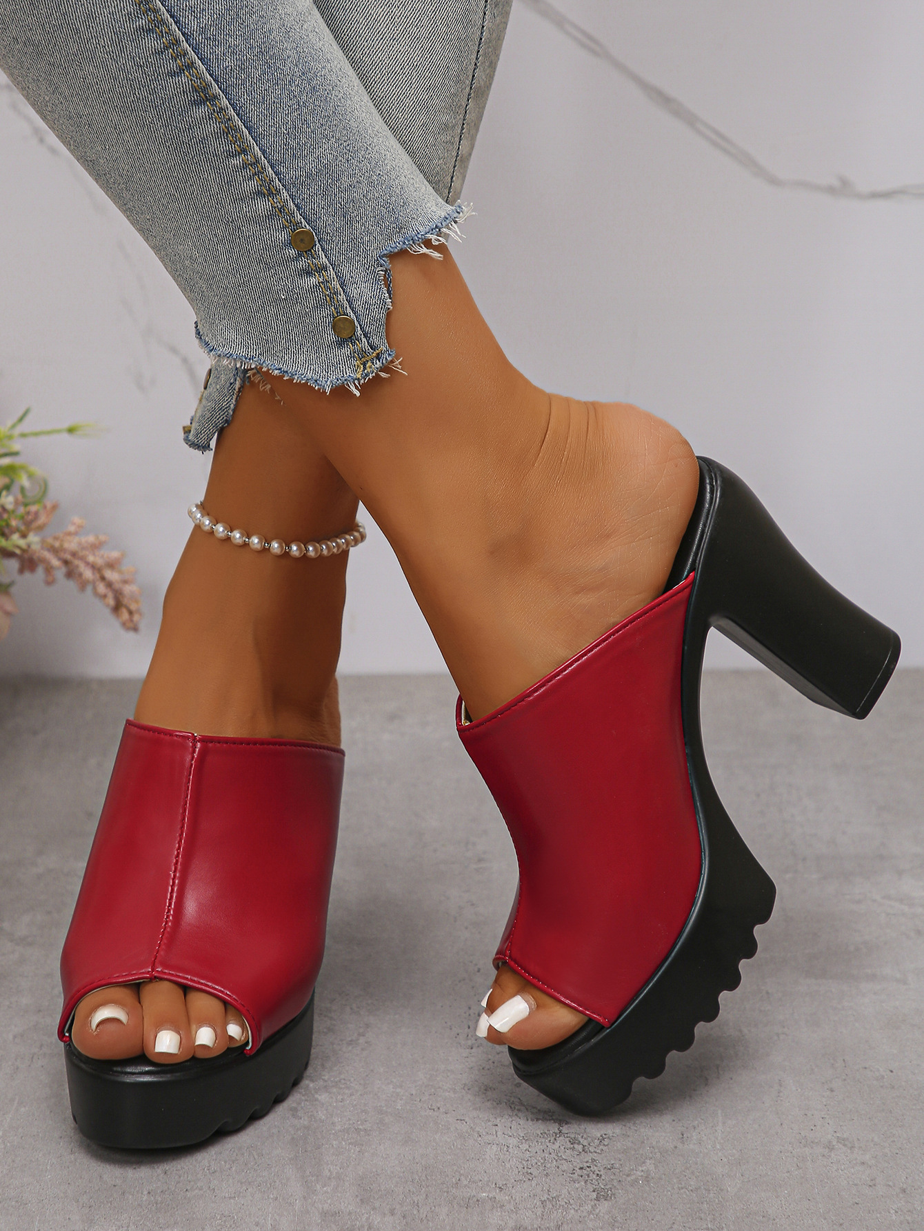 Summer New plus Size Peep Toe High Heels Women's European American Style Fashionable Chunky Heel Sandals PU Material_vogvips.com