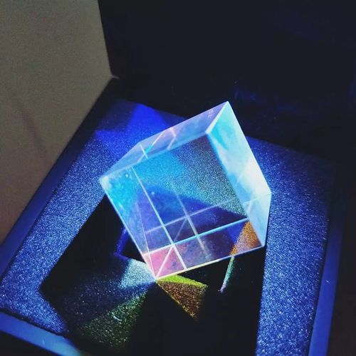 LED灯光之立方礼盒发光漆面盒 合色棱镜太阳铺手包装盒魔方盒