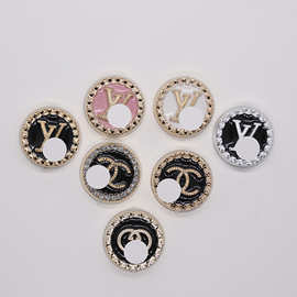 批发圆形塑料香风字母电镀饰品配件洞洞鞋鞋子diy配饰凉拖鞋面