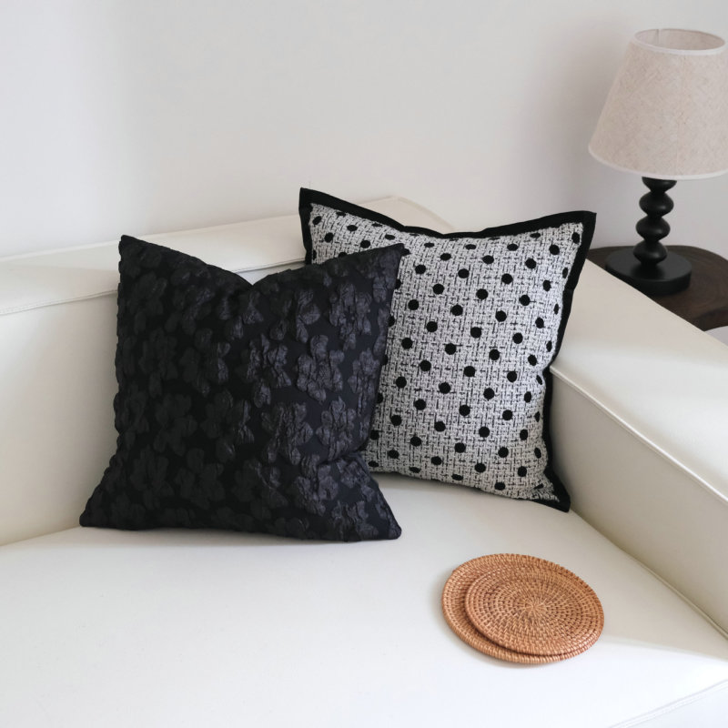 Antique Light Luxury Pillow Black Three-dimensional Flower Waist Pillow Black Edge Wave Dot Sofa Cushion Hotel Model Room Pillow