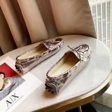 ��Ƥ����ЬŮ����2025�¿�ٴ�ưЬ�\�ں����Y�Ћ�Ь�_܇�ļ���Ь