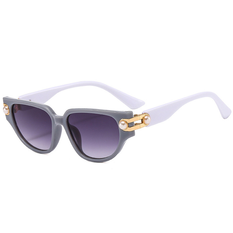 2024 nuevo marco pequeño transfronterizo moderno ojo de gato perla tendencia gafas de sol Europa y América de alta gama ropa de calle imprescindible