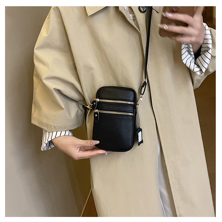 Women's Solid Color Genuine Leather Zipper Phone Wallets display picture 6