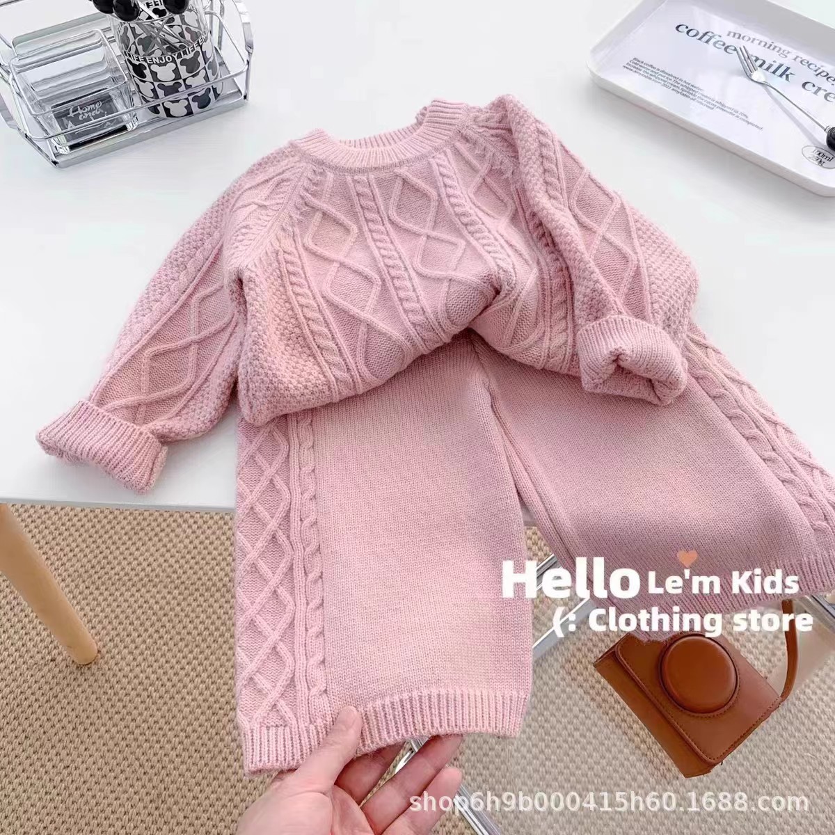 Korean-style sweater set for girls in autumn and winter new style children's fashionable solid color knitted pullover hook and flower trousers two-piece set