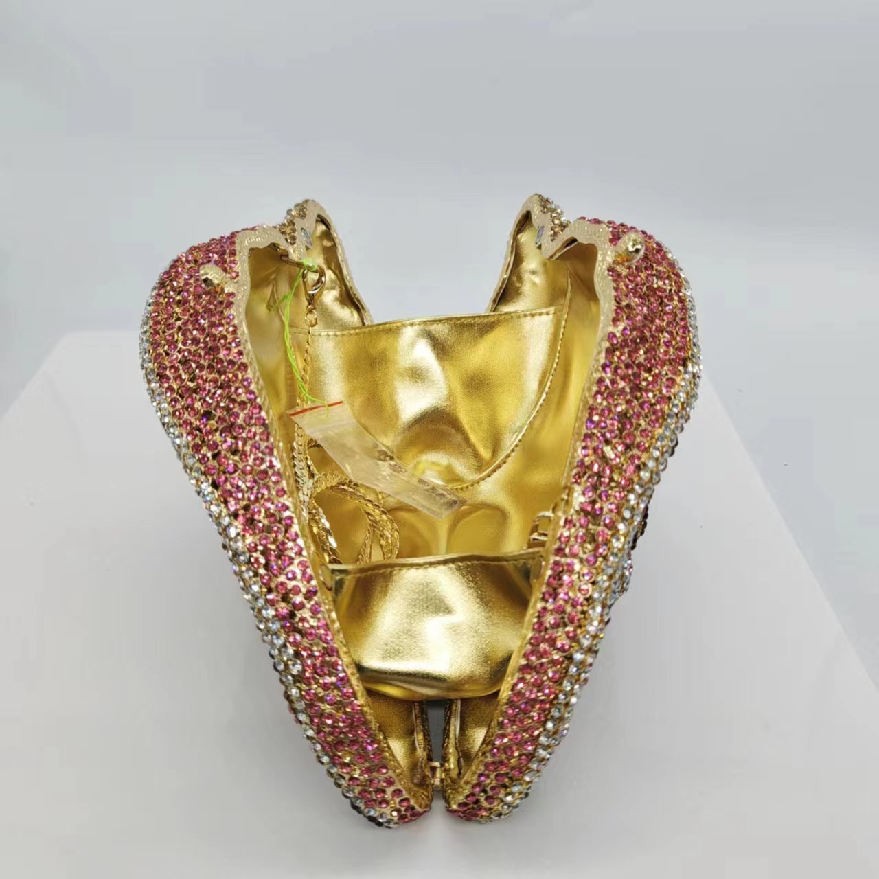 547g Weight Synthetic Leather Lining Material Rhinestone Fashion Element Magnetic Buckle Closure Type / Strap Type Evening Bag Bags Type Holiday, Party Occasion Metal Material Conch Pattern All Seasons Season Women's Gender Elegant Style Other Shape Small Size Metal Conch Rhinestone Evening Bags 18