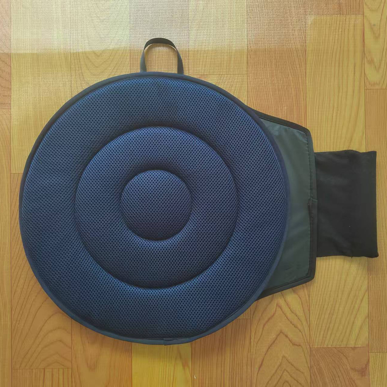 Car Seat Cushion 360 ° Rotating Car Seat Cushion Mesh Fabric Vehicle-Mounted Elderly 360-Degree Rotating Seat Cushion Multi-Purpose