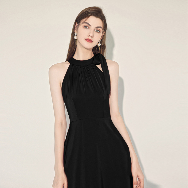 Vestido de noche negro 2026, nuevo estilo, lujo ligero, cuello halter, para anfitriona, cumpleaños, talla pequeña